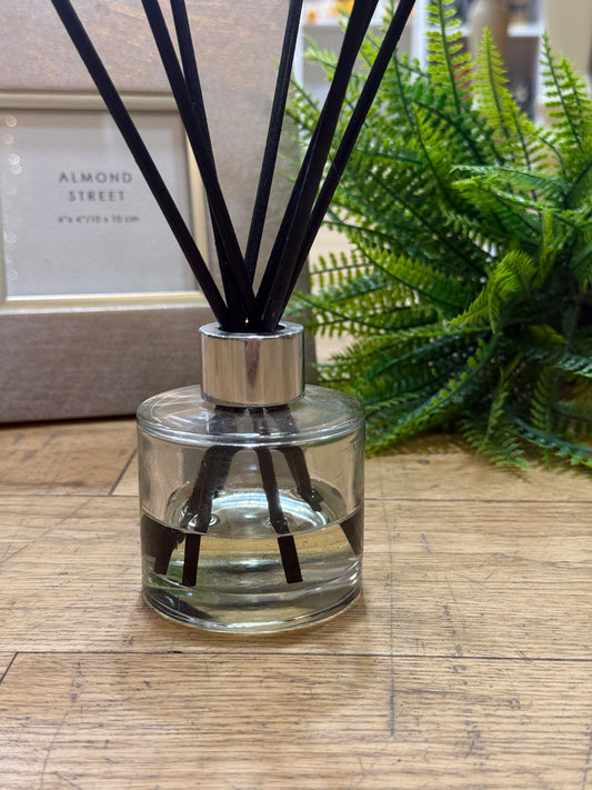 Artisan Home Fragrance Wild Fig & Cassis Diffuser